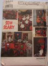 Simplicity Halloween Party Accessories #8889 Uncut - £4.73 GBP