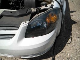 Driver Headlight Amber Turn Signal Lens Fits 05-08 COBALT 104910042Headl... - $1,362.82 MXN