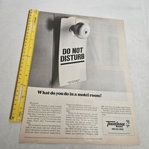 Travelodge Do Not Disturb Sign on Doorknob Vintage Print Ad 1968 - £4.61 GBP