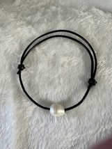 Simple Leather Rope Large Freshwater Pearl Bracelet Minimalist Pristine Adj - £21.90 GBP