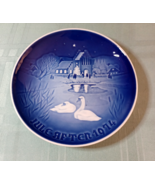Copenhagen 1974 Christmas in the Village Plate 7&quot; Blue Swans  B&amp;G Denmark - $12.22 CAD