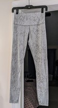 VARLEY Snake Print Leggings Gray XS Full Length EUC  - $29.69