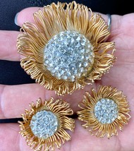 MCM Chrysanthemum Gold Wire Brooch &amp; Ears  Rhinestones 1950&#39;s Clipback VTG - $79.30