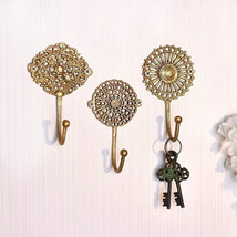 Vintage Finish Set Of 3 Decorative Floral Boho Brass Wall Hooks Coat Rack Hanger - £27.24 GBP