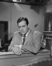 Perry Mason Raymond Burr leaning on rail looking at jury 16x20 Poster - £15.71 GBP