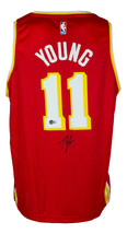 Trae Jeune Signé Atlanta Hawks Rouge Fanatiques Basketball Jersey Bas ITP - £309.00 GBP