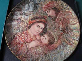 Edna Hibel Collector Christmas Plate Nib 1990 &quot;The Nativity&quot; 10 1/4&quot; [*4] - £49.07 GBP