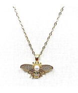 Honey Bee Pendant with Gold Plated Rope Chain - $223.33 MXN
