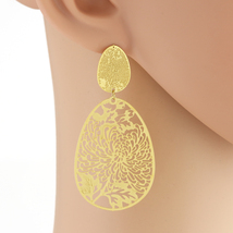 Gold Tone Dangling Earrings with Intricate Cut Out Design - £21.69 GBP