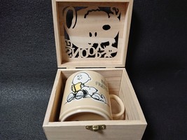 SNOOPY Mug Colorful Peanut Wooden Boxed Best Friends Gift Made in Japan  - £40.50 GBP
