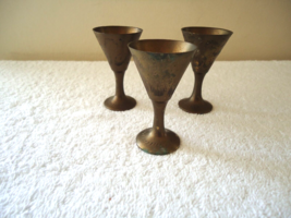 Vintage Set Of 3 Brass Shot Glasses &quot; Great Collectible Lot &quot; - £13.44 GBP