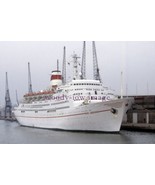 SL0570 - Russian Liner - Taras Schevchenko in dock - photograph 6x4 - $3.91 CAD