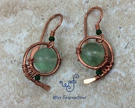 Handmade green fluorite earrings: copper wire wrapped swirl - £22.02 GBP