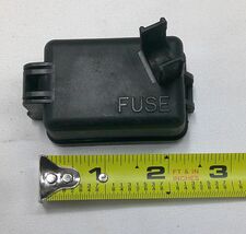 1998 Toyota Camry Engine Compartment Fuse Relay Cover OEM R2 - $16.00