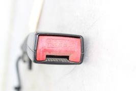 09-14 HYUNDAI GENESIS SEDAN Front Right Seat Seatbelt Buckle F700 image 3