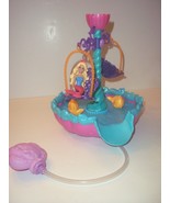 DISNEY FLOATING FOUNTAIN BATHTIME PLAYSET - $442.60 MXN