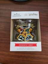 Hallmark 2021 Wizarding World of Harry Potter Hogwarts Crest Tree Ornament NEW - £11.34 GBP