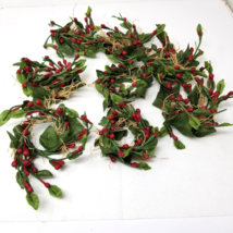 Christmas Berries Napkin Ring Holders Greenery Leaves Round Nature Set of 8 Vtg - £10.62 GBP