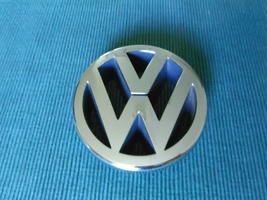 2004-2010 Volkswagen Golf used OEM chrome grille emblem. - £18.91 GBP