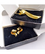 Vintage AVON Brooch Earring Set Golden Ribbon 1996 NIB Parure - £29.67 GBP