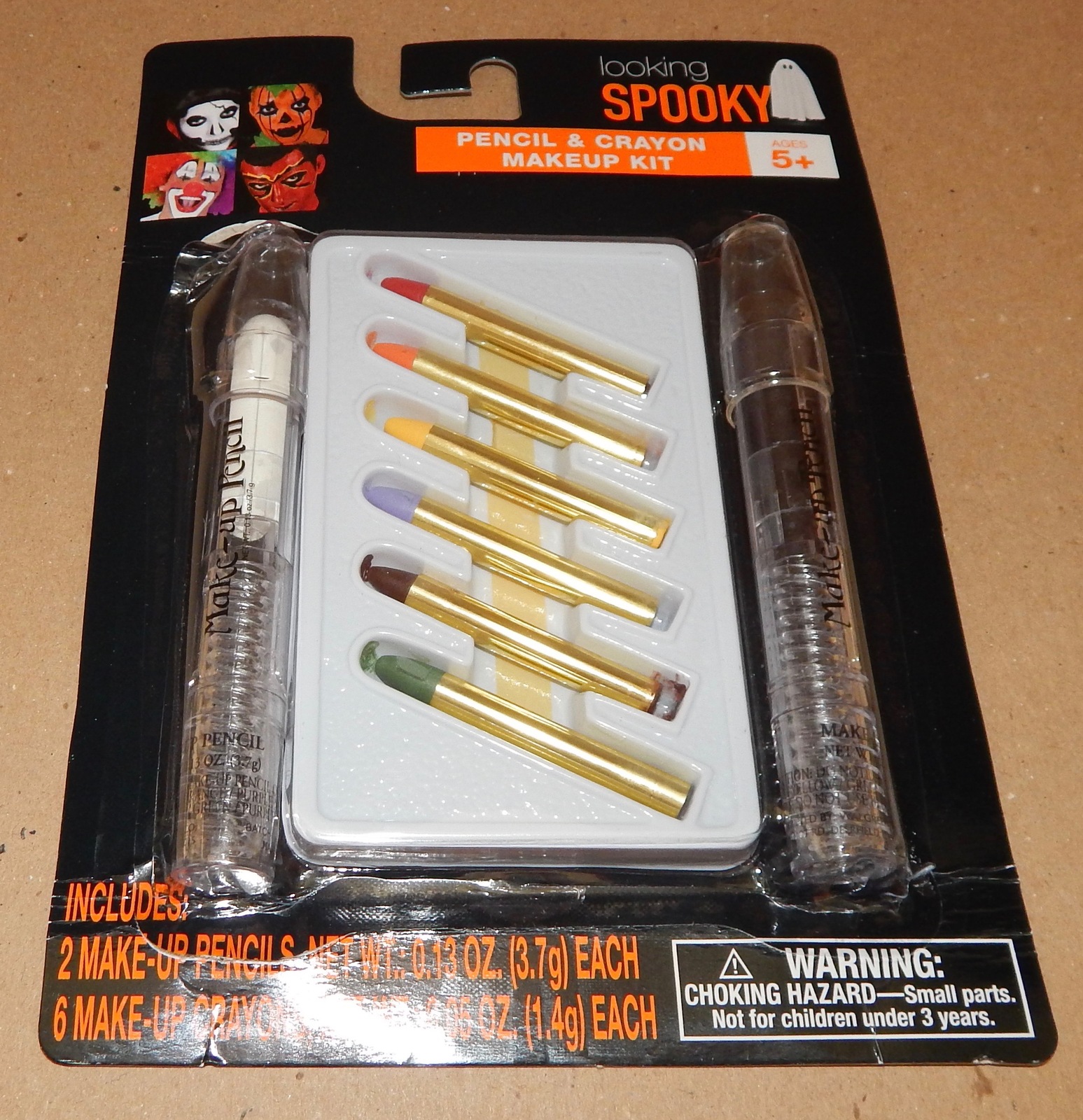 Halloween Makeup Kit Looking Spooky Grease Pencil & Crayon Makeup 8 Colors 116Y