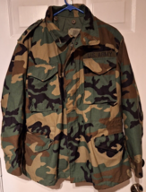 Vtg US Army Woodland Camo Field Jacket Coat Cold Weather Med Reg Golden ... - $31.04