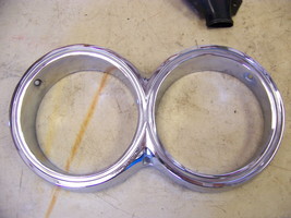 1963 1964 Chrysler Lh Headlight Ring Bezel Newport New Yorker 300 #2276465 - £35.47 GBP