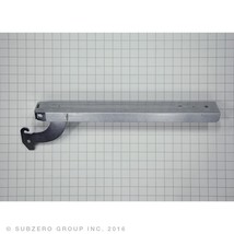 NEW WOLF DOOR HINGE ASSEMBLY (RIGHT)  - R GAS RANGE MODELS PTS - $6,793.22 MXN