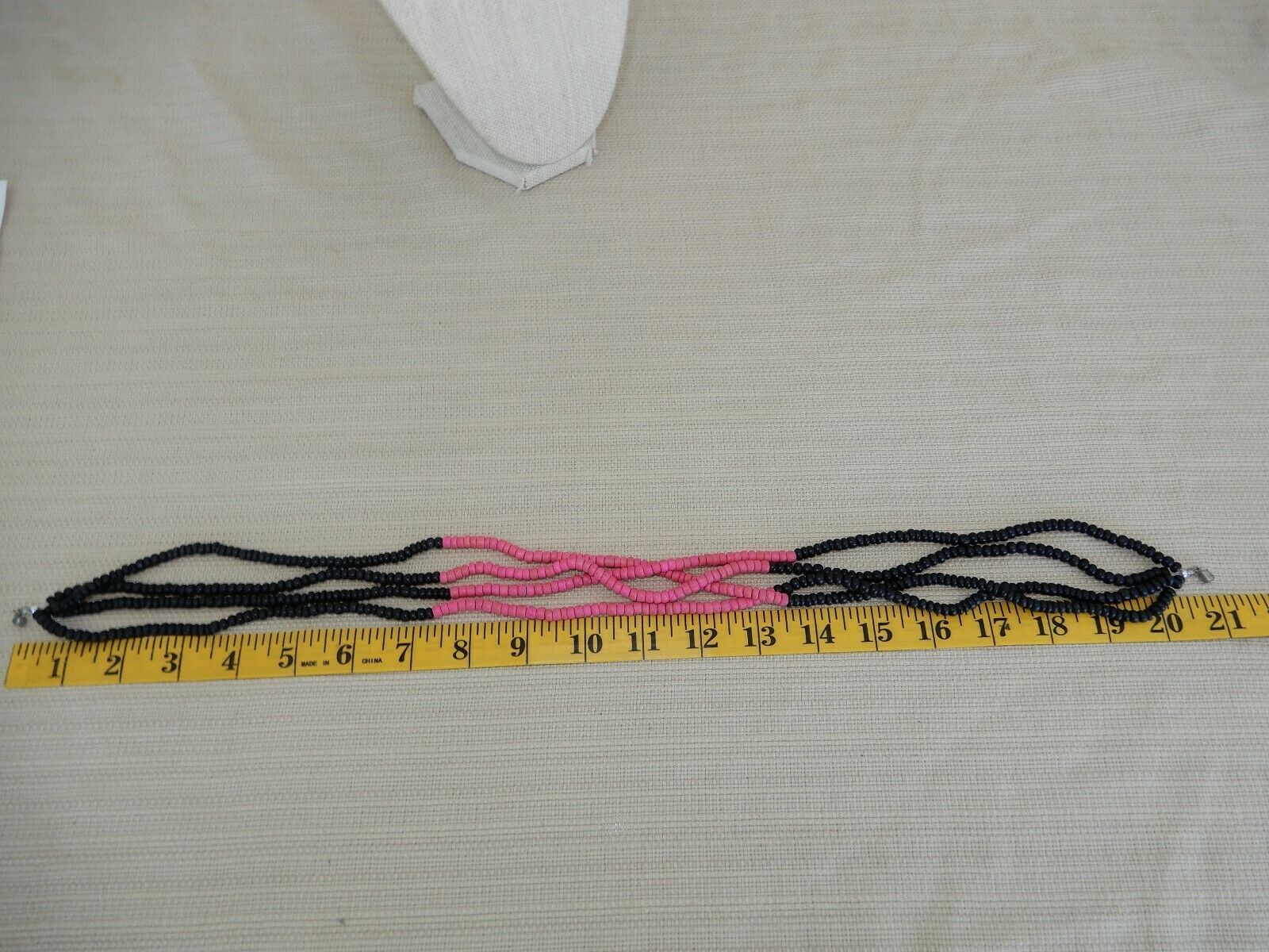 Fun & funky vintage pink & black wooden beaded necklace Item image 5