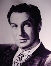 Vincent Price hand signed autographed photo  - $59.00