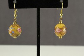 Modern Artisan Costume Jewelry Lampwork Glass Bead Gold Tone Pierced Earrings - £10.91 GBP