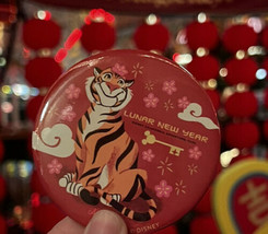 2022 Disneyland Disney Lunar New Year Rajah Aladdin Tiger Button Pin Mag... - $19.70