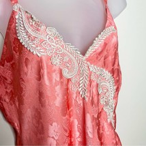 Vintage Gold Label Victoria&#39;s Secret coral embossed &amp; embroidery accent chemise - £37.89 GBP