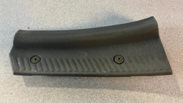 2000 THRU 2004 NISSAN XTERRA LEFT REAR SILL PLATE GENUINE OEM NISSAN PART - $184.88 MXN