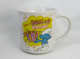 Vintage 1982 Smurfs Have A Bang Up Birthday Smurf Ceramic Mug Cup 50045 - £14.80 GBP