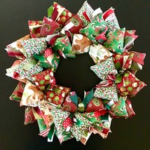 Christmas Gingerbread Men, Candy Canes, Ornaments, Paisley, Holly Fabric Wreath - £42.58 GBP