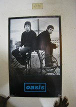 Oasis Poster Band Shot Black And White Benches By The Bay - $835.20 MXN