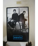 Oasis Poster Band Shot Black And White Benches By The Bay - €38,37 EUR