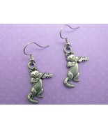 Cat and Fiddle Earrings - Silver Toned Pewter (SP) - £5.43 GBP