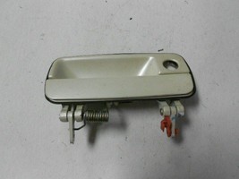 Front Right Exterior Door Handle OEM 1997 Cadillac Deville90 Day Warranty! Fa... - £6.01 GBP