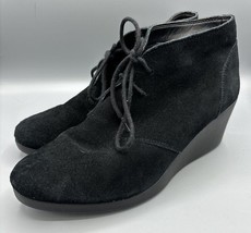 Crocs Black Suede  Leigh Ankle Boot Wedge Lace Up 9.5 Bootie Casual Comfort - $373.62 MXN
