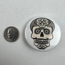 La Calavera Catrina Day Of The Dead Skull Logo 1.5&quot; Mini Button - £7.09 GBP