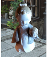 Elegant Toyo Traditional Japanese Child With Ball Porcelain Figurine Hom... - £19.70 GBP