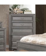 Transitional Gray Chest with Dovetail Drawers - Bedroom Furniture - $19,138.65 MXN