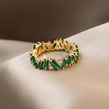 Emerald Floral Hoop - Royal Emerald-cut Ring - £28.61 GBP