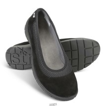 STRIVE Hammacher Lady&#39;s Back Pain Relieving Slip On Flats Hampton SIZE 9 Black - £26.57 GBP