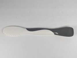 Pampered Chef Scoop and Spread, Serrated Edge #1708 - £8.78 GBP
