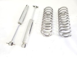 Air Spring Suspension Rough Country 2 Coils And 2 Shocks OEM 2010 Jeep W... - $2,049.58 MXN