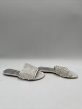 Women’s Badgley Mischka Gita Sequin Flat Sandals White Size 6 - £18.50 GBP