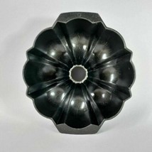 Nordic Ware Pro Cast Original Bundt Pan, 12 Cup - £14.02 GBP